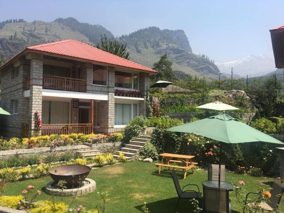The Amrit Manali 2&3 Bhk Villas Exterior photo